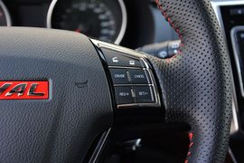 2013款哈弗H6运动版1.5T手动四驱精英型