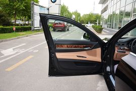 2013款宝马740Li混动