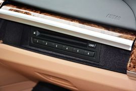2013款宝马740Li混动