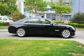 2013款宝马740Li混动