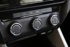 2015款斯柯达全新明锐1.6L深度评测