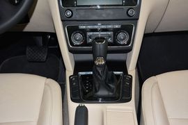 2014款斯柯达速派1.8TSI手自一体雅仕版