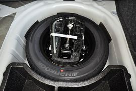 2013款斯柯达昕锐1.6L自动优选型