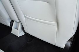 2013款斯柯达昕锐1.6L自动优选型
