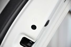 2013款斯柯达昕锐1.6L自动优选型