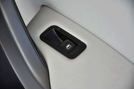2013款斯柯达昕锐1.6L自动优选型