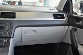 2013款斯柯达昕锐1.6L自动优选型