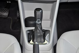 2013款斯柯达昕锐1.6L自动优选型