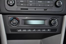 2013款斯柯达昕锐1.6L自动优选型