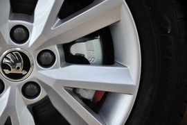 2013款斯柯达昕锐1.6L自动优选型