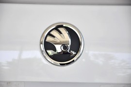 2013款斯柯达昕锐1.6L自动优选型
