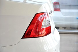 2013款斯柯达昕锐1.6L自动优选型