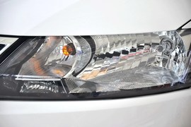 2013款斯柯达昕锐1.6L自动优选型