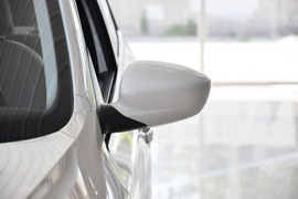 2013款斯柯达昕锐1.6L自动优选型