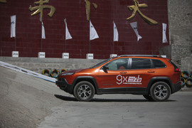 2014款Jeep自由光3.2L