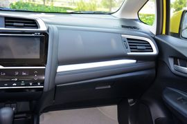 2014款本田飞度1.5L