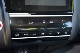 2014款本田飞度1.5L