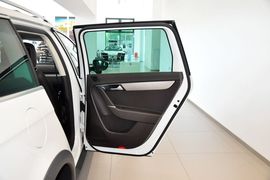 2012款大众迈腾四驱旅行车2.0TSI舒适版