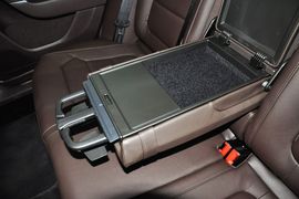 2012款大众迈腾四驱旅行车2.0TSI舒适版