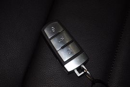 2012款大众迈腾四驱旅行车2.0TSI舒适版