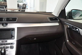 2012款大众迈腾四驱旅行车2.0TSI舒适版