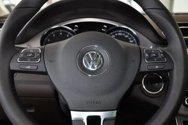 2012款大众迈腾四驱旅行车2.0TSI舒适版