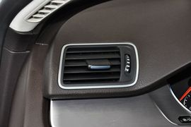 2012款大众迈腾四驱旅行车2.0TSI舒适版