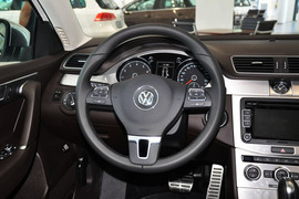 2012款大众迈腾四驱旅行车2.0TSI舒适版