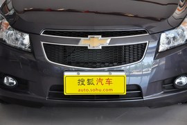 2013款雪佛兰科鲁兹掀背1.6自动豪华版