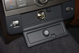 2012款大众辉腾3.0L精英定制型