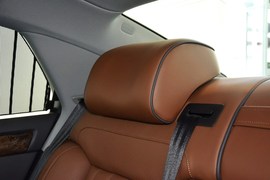 2012款大众辉腾3.0L精英定制型