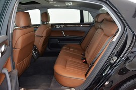 2012款大众辉腾3.0L精英定制型
