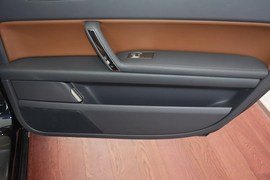2012款大众辉腾3.0L精英定制型