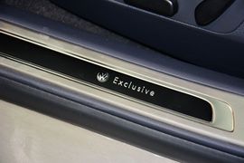 2012款大众辉腾3.0L精英定制型