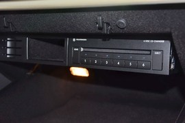 2012款大众辉腾3.0L精英定制型