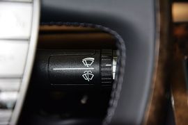 2012款大众辉腾3.0L精英定制型