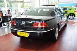 2012款大众辉腾3.0L精英定制型