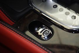 2014款宾利飞驰4.0T