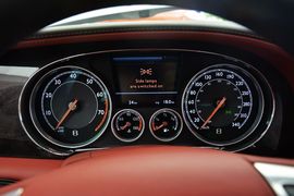 2014款宾利飞驰4.0T