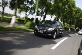 2014款别克新昂科雷试驾