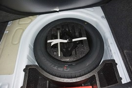 2013款大众朗行1.4T自动豪华型