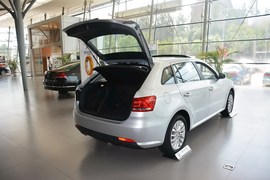 2013款大众朗行1.4T自动豪华型