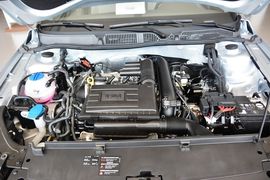 2013款大众朗行1.4T自动豪华型