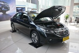 2014款本田雅阁2.0EX豪华版