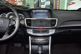2014款本田雅阁2.0EX豪华版