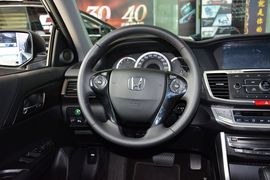 2014款本田雅阁2.0EX豪华版