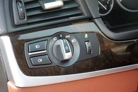 2014款宝马528Li