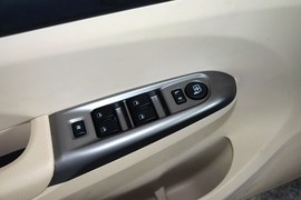2014款海马M3