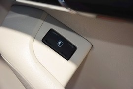 2015款斯柯达明锐1.6L自动逸俊版