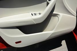 2015款斯柯达明锐1.6L自动逸俊版